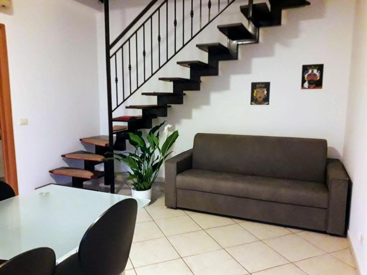 Casa Vacanze I Mori Mascali Buitenkant foto
